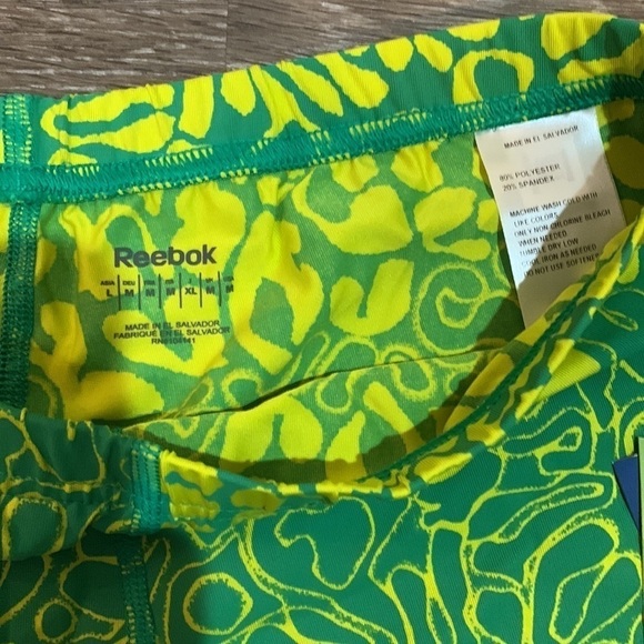 Reebok compression shorts - Picture 2 of 5